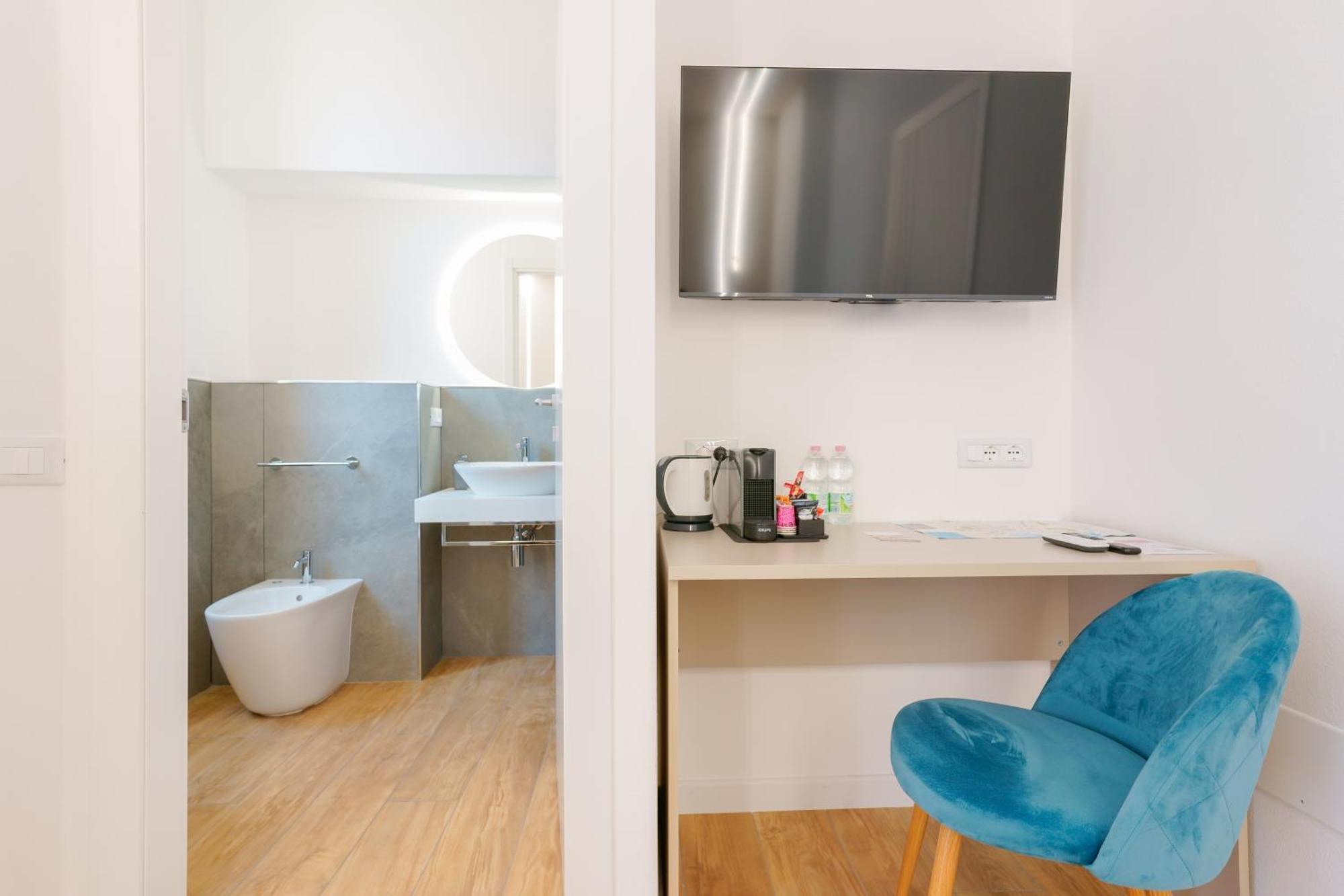 קליארי Aqua Comfort Rooms - Eja Sardinia מראה חיצוני תמונה