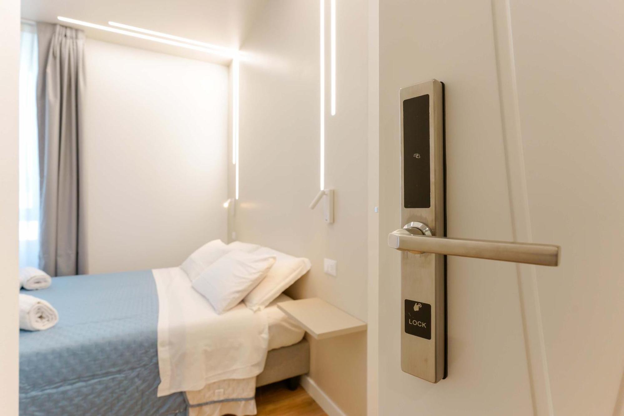 קליארי Aqua Comfort Rooms - Eja Sardinia מראה חיצוני תמונה