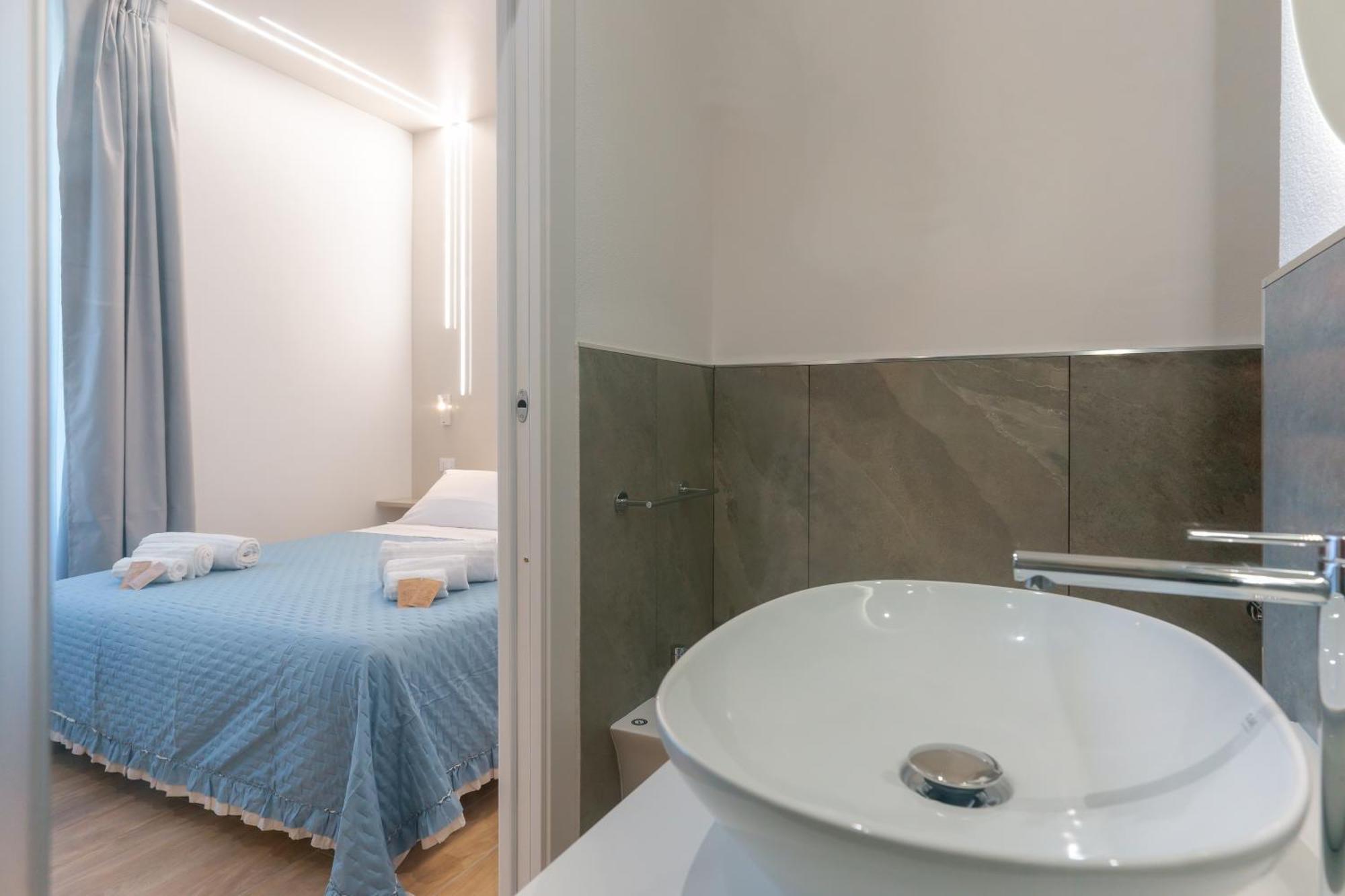 קליארי Aqua Comfort Rooms - Eja Sardinia מראה חיצוני תמונה