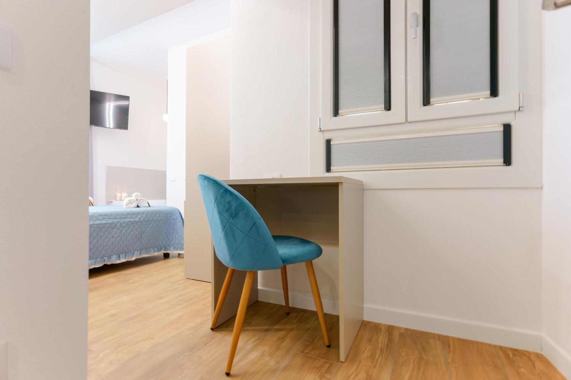 קליארי Aqua Comfort Rooms - Eja Sardinia מראה חיצוני תמונה